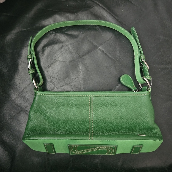 The Sak Green 100% Pebbled Leather East West Small Boho Shoulder Bag Purse Bag - Picture 3 of 15